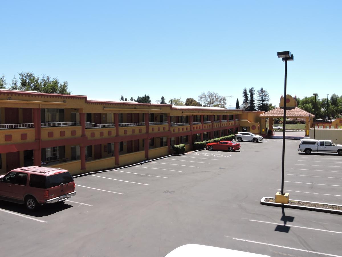 Mission Inn&Suites Hayward Extérieur photo